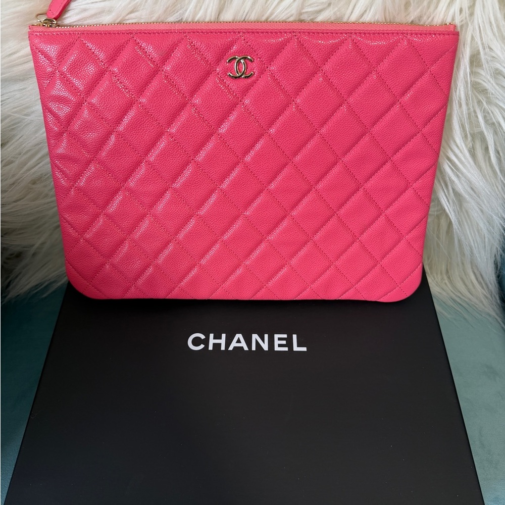 CHANEL Pink Zippered Clutch